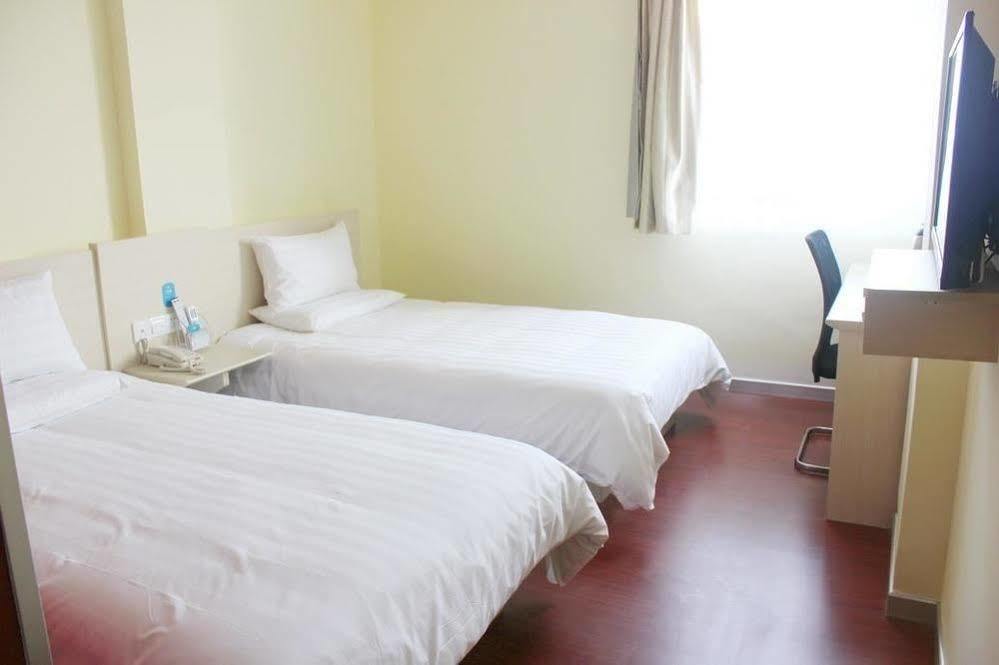 Hanting Hotel Yibin Zhongshan Street Екстер'єр фото